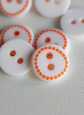 12mm 一颗价英国Textile Garden白底红色波点边纽扣