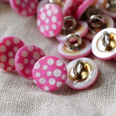 12mm一颗价英国 Textile Garden桃粉底白色波点贝壳纽扣