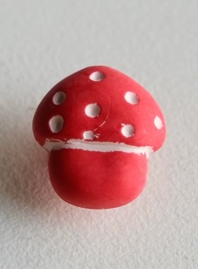 15mm高一颗价英国Textile Garden童话风白色波点红色蘑菇造型纽扣