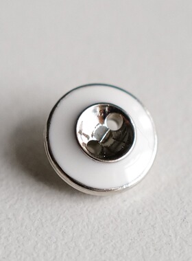 12mm一颗价英国Textile Garden质量轻光亮银底白色圆环纽扣