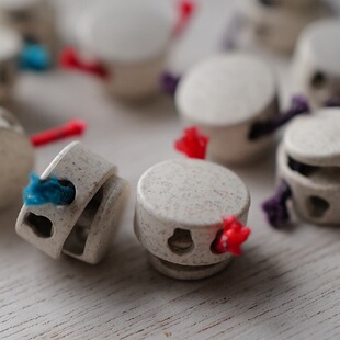 13mm直径8mm厚 一个价格英国Merchant and mills灰白色两孔抽绳扣