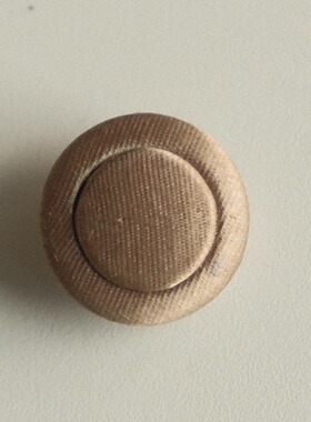 20mm一颗价英国VINTAGE香槟灰色丝绸包覆垫纽扣