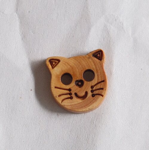 猫头造型木质童趣纽扣