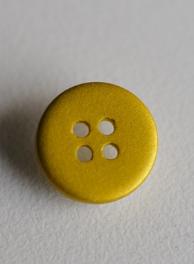 13mm 一颗价英国Textile Garden金黄色金属感涂层贝壳纽扣