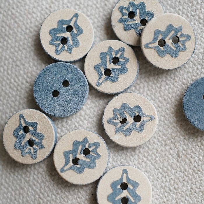 12mm 一颗价格英国 textile garden椰壳浅绿蓝色叶片图片纽扣