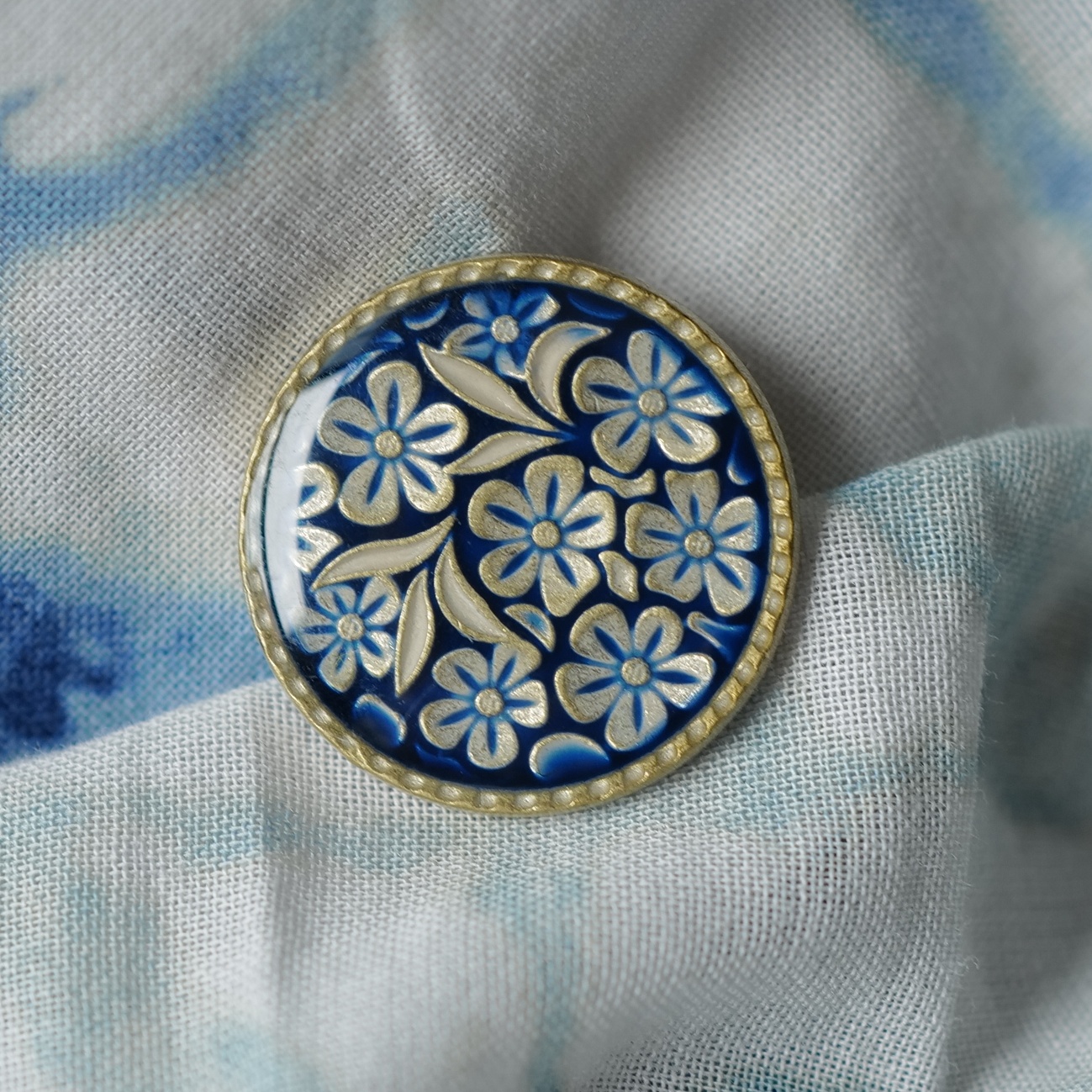 环氧树脂深蓝金色纹理纽扣