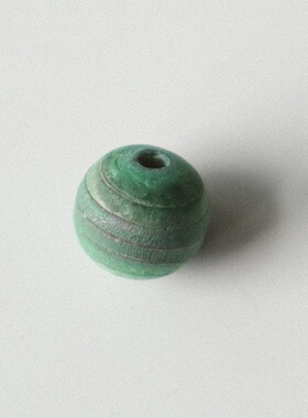 约10mm左右一颗价 德国JIM松石绿色黑蝶贝贝壳串珠