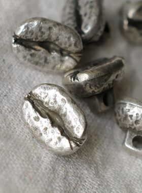 13mmx9mm一颗价英国Textile Garden仿（注意）金属银色咖啡豆纽扣