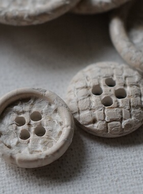 25mm15mm一颗价格英国Textile Garden自然乳白滚边纹理破碎感纽扣