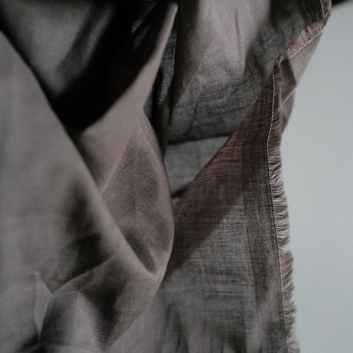 半透明蘑菇棕有机棉巴里纱