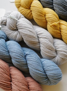 50克202米美国 Quince人道主义榨蚕丝羊毛手编线Tern围巾披肩线