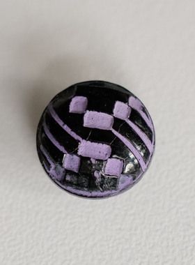 9mm一颗价法国制造VINTAGE黑底紫色图案迷你古董玻璃纽扣