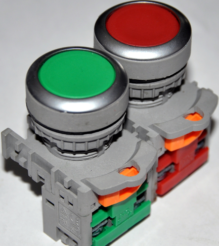 正品台湾天得TN2BFR-1A/1B平钮 按钮开关 自复位平头 红绿黄 银点