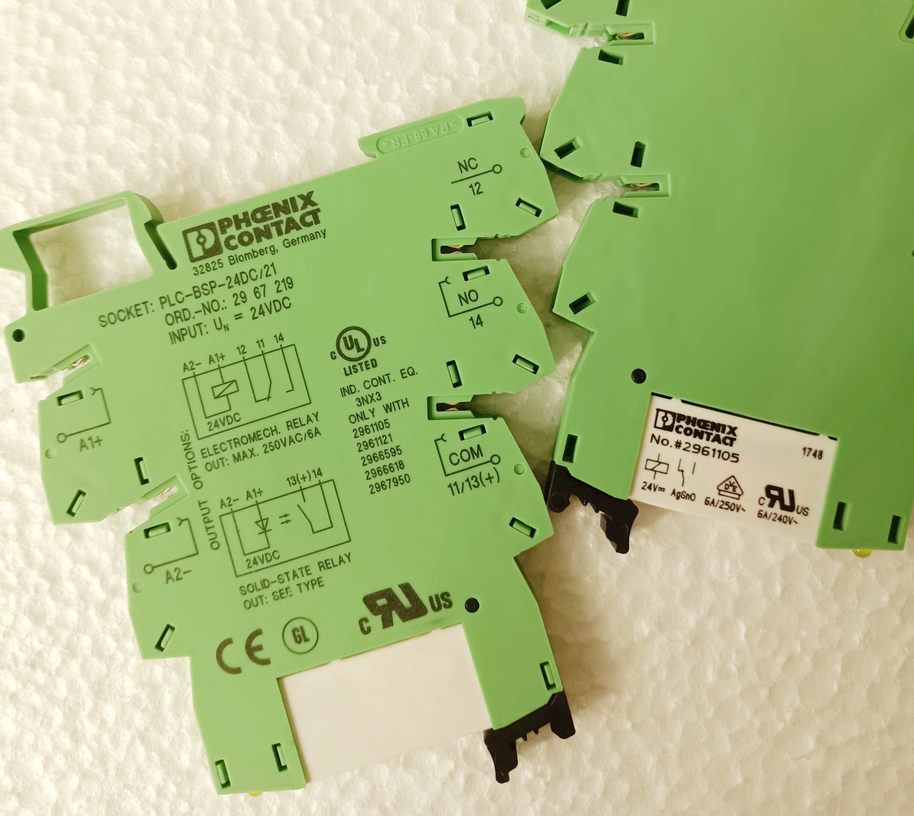 菲尼克斯继电器NO.2961105  PLC-BSP-24DC/21