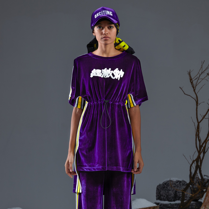 exciTING激动派1980复古中袖圆领高腰裙金丝绒连衣裙女原创设计款