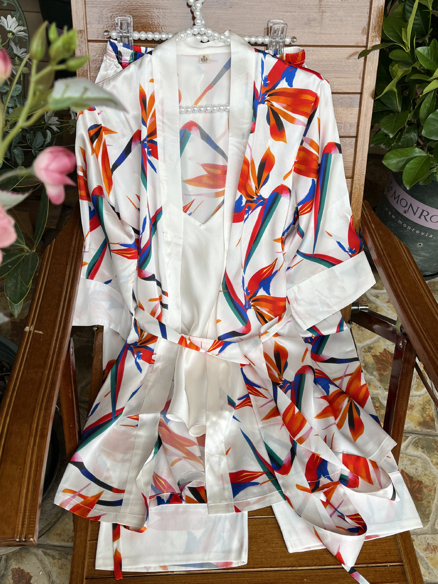 三件套装印花睡衣真丝女夏吊带长裤睡袍家居服100%桑蚕丝可外穿,女士内衣/男士内衣/家居服,睡袍/浴袍,淘宝优惠券,粉丝福利购,淘宝优惠卷