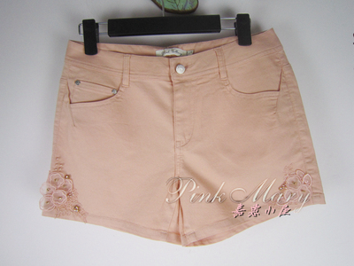 粉红玛琍夏绣花大码牛仔短裤标齐