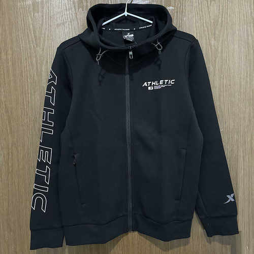 特步正品秋季新款连帽跑步外套