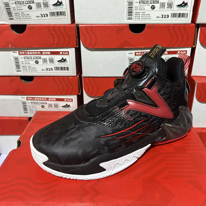 正品秋冬纽扣运动篮球鞋特步耐磨