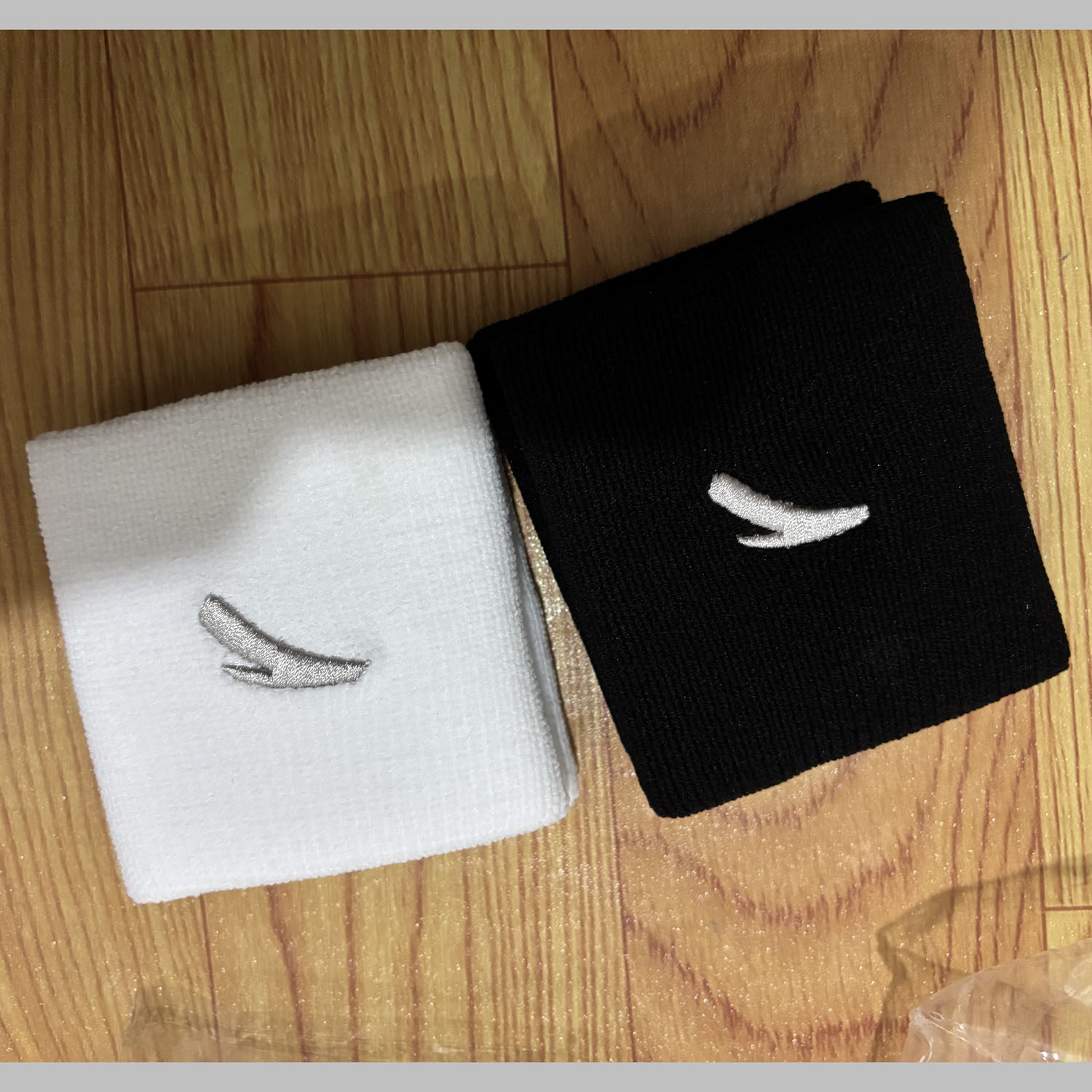 安踏正品健身防扭伤手腕男女运动篮球羽毛球排球护腕1824372520