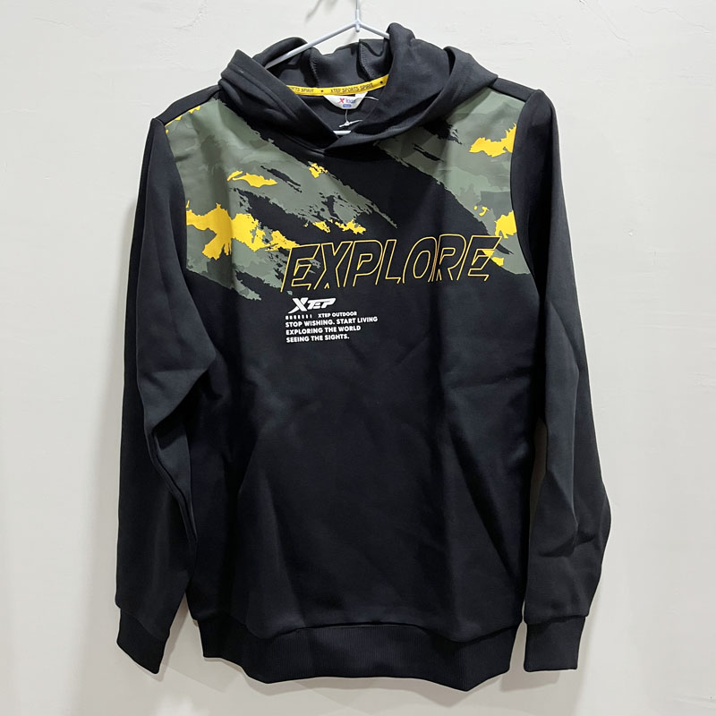 特步儿童连帽潮流休闲迷彩卫衣