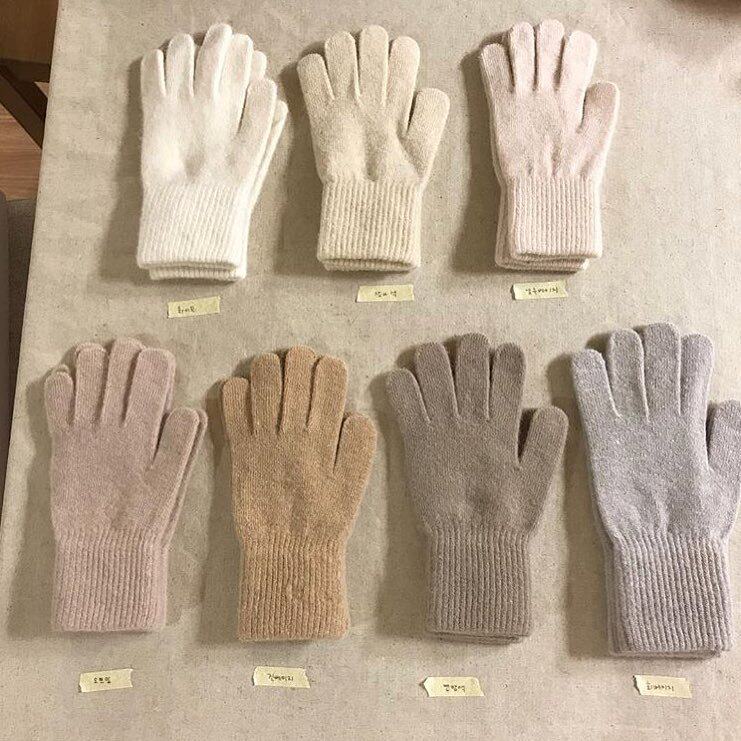 INS KOREAN RABBIT FUR GLOVES THICKENED STUDENT COLD AND WARM RIDING CUTE WOOL COUPLE COLD PERSONALITY GIFT
