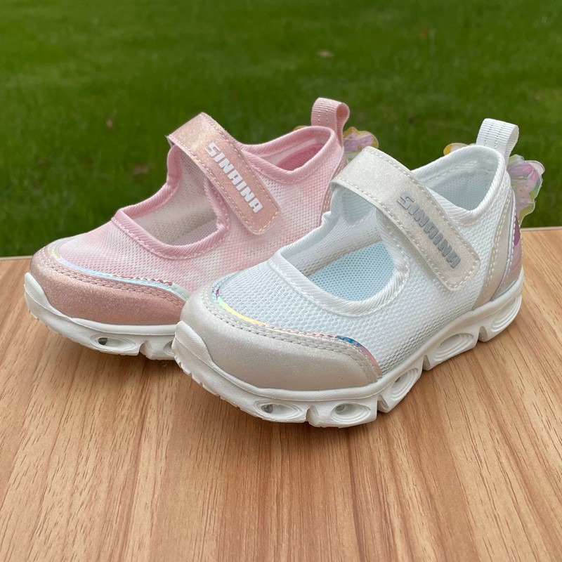 斯乃纳童鞋23夏款女童轻便闪灯网布镂空方口休闲运动凉鞋SS324084