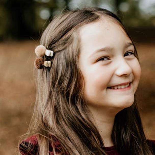 毛球边欧美风格气质发夹公主