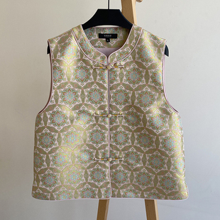 国风美学 新中式 粉金敦煌宝相花织金宋锦提花盘扣圆领马甲上衣