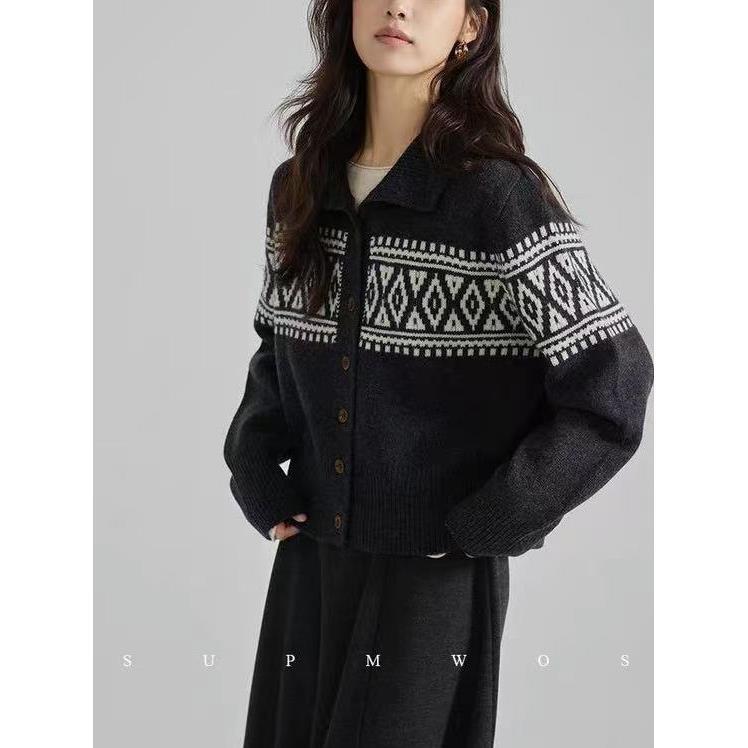 100%纯羊毛提花女外套费尔岛