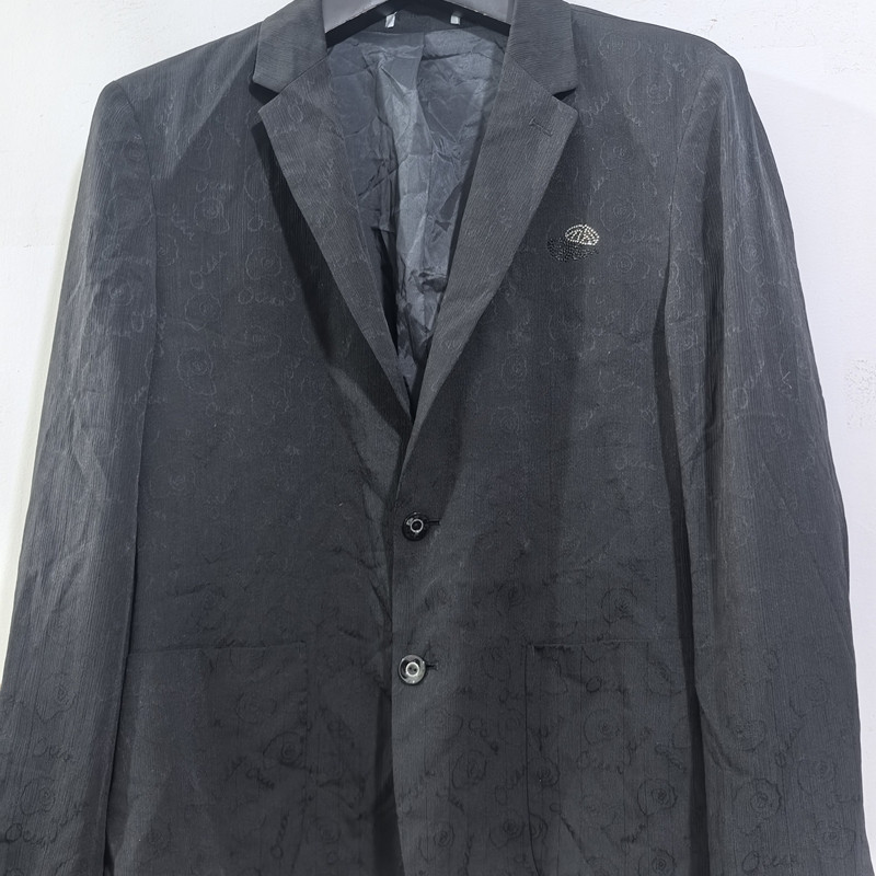 25CDX黑色利家春季时尚新款舒适修身平驳领薄款休闲西服外套男装