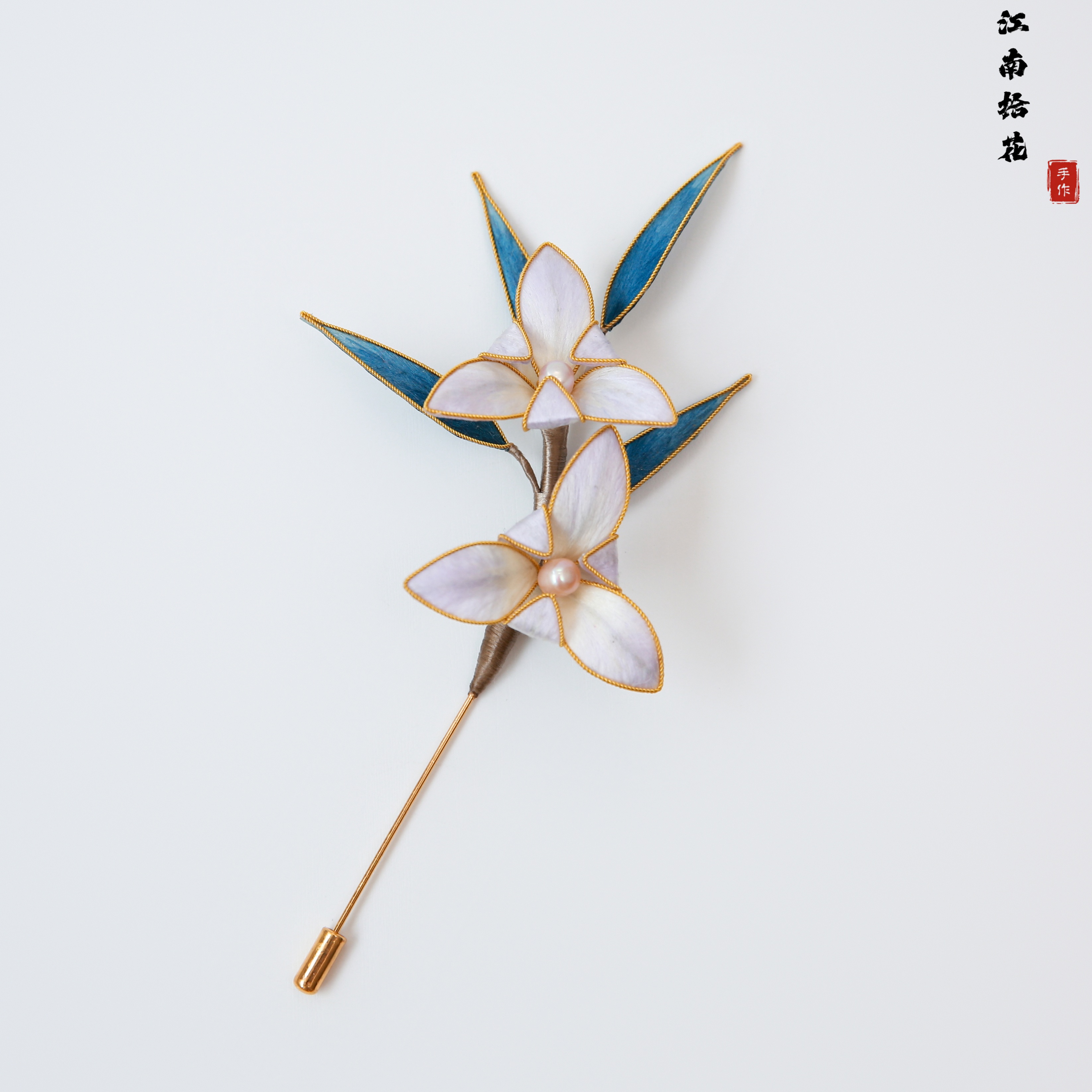 非遗手工绒花兰花胸针