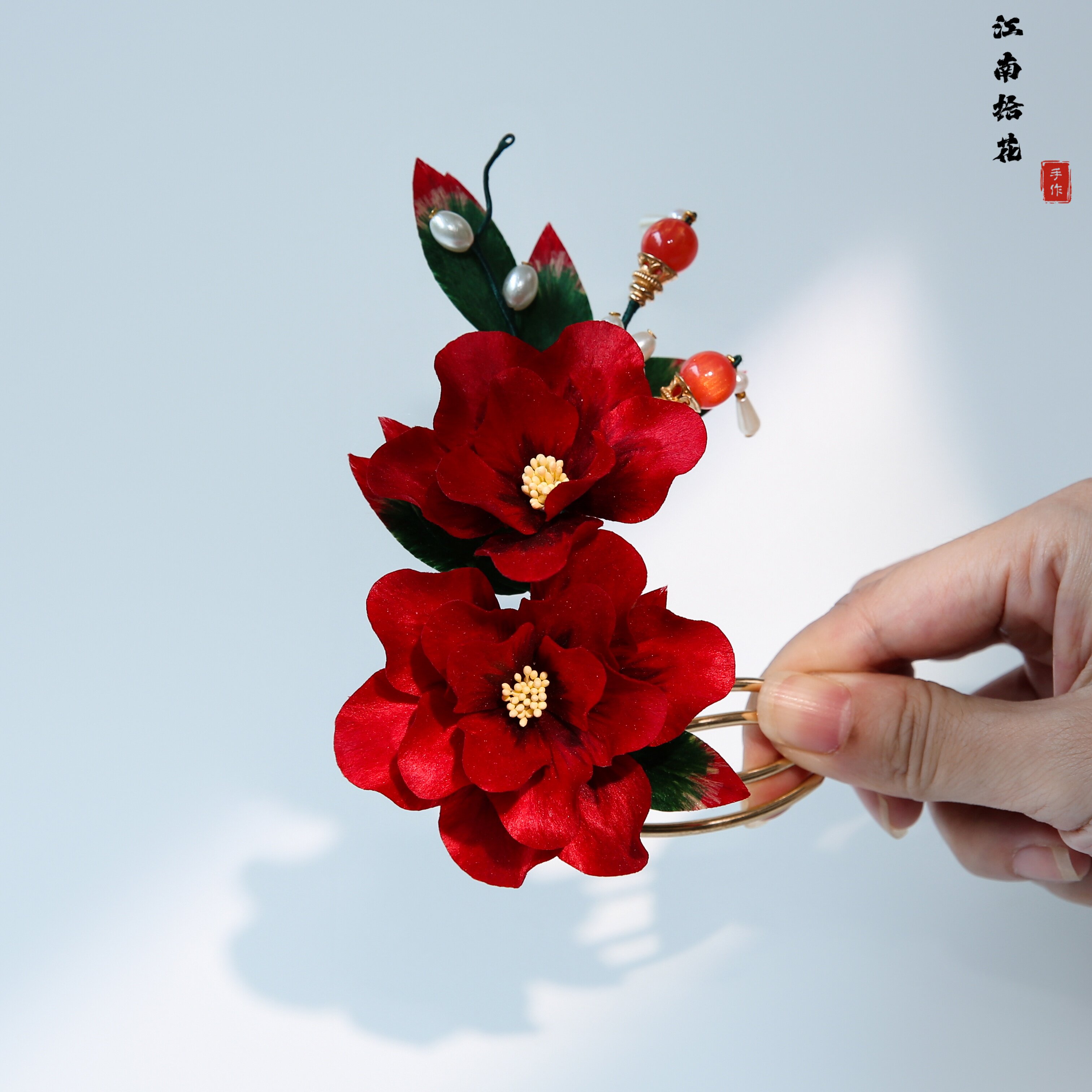 江南拾花非遗手作山茶花绒花发梳秀禾头饰新娘中式马面裙发饰发簪