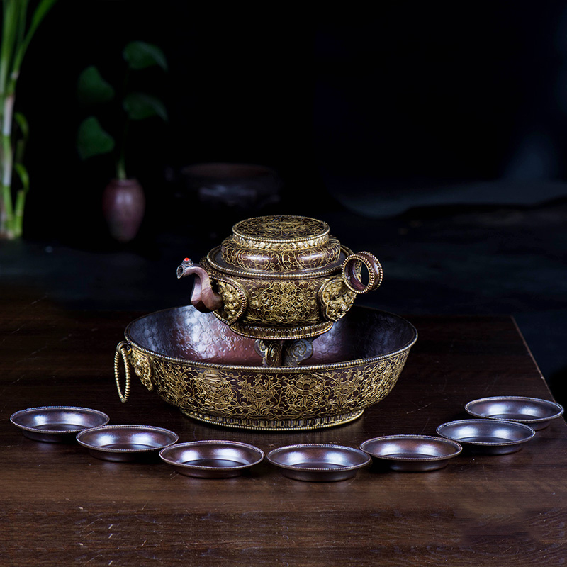 尼泊尔手工铜雕花摆件一套