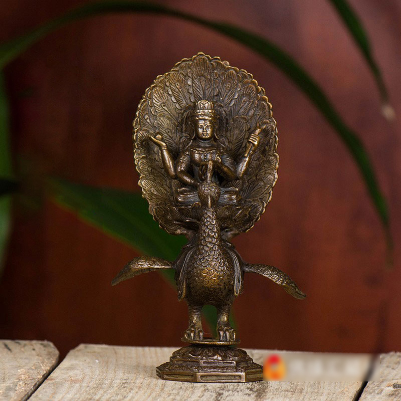 铜仿古风孔雀雕像摆件