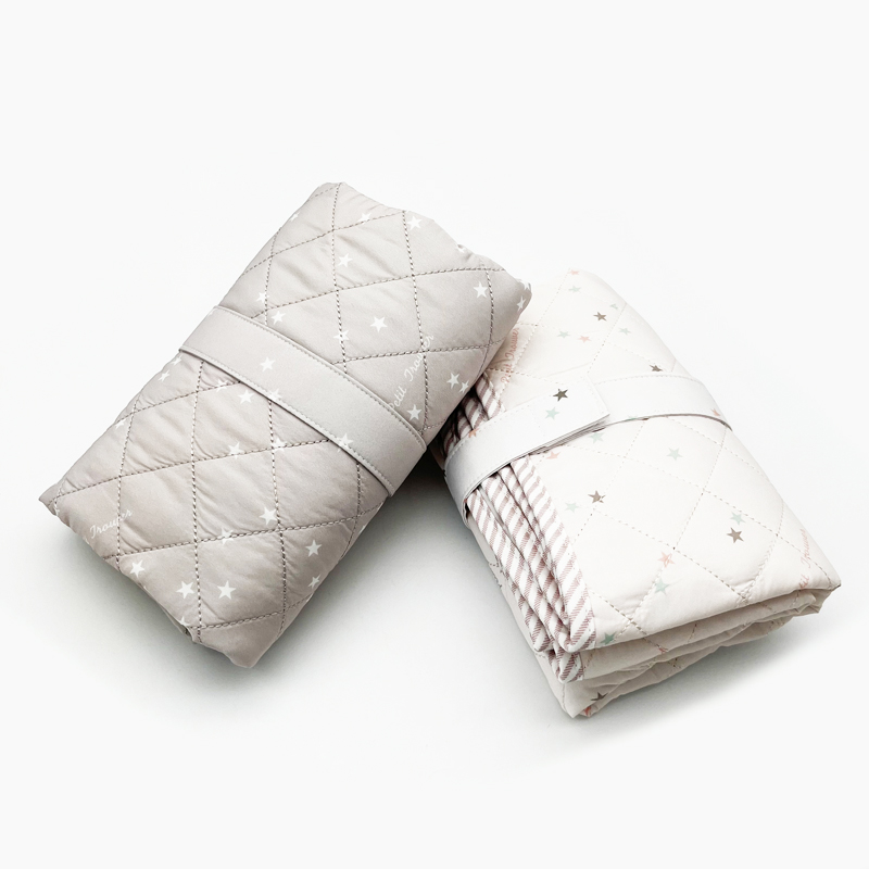 多彩星星印花便携尿不湿垫