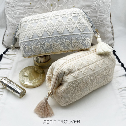 petittrouver蕾丝流苏化妆包