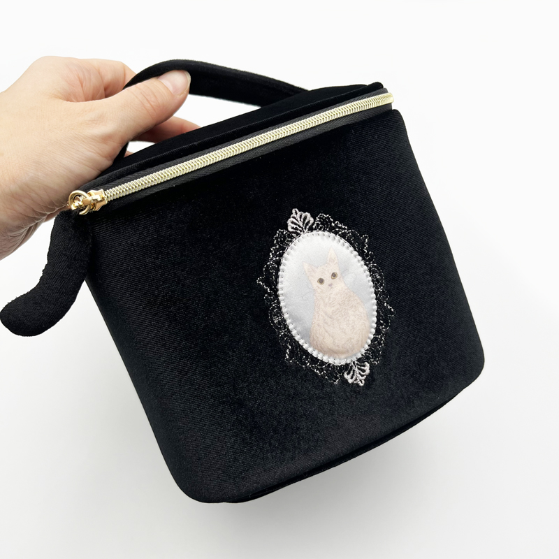 petittrouver化妆品手提桶包