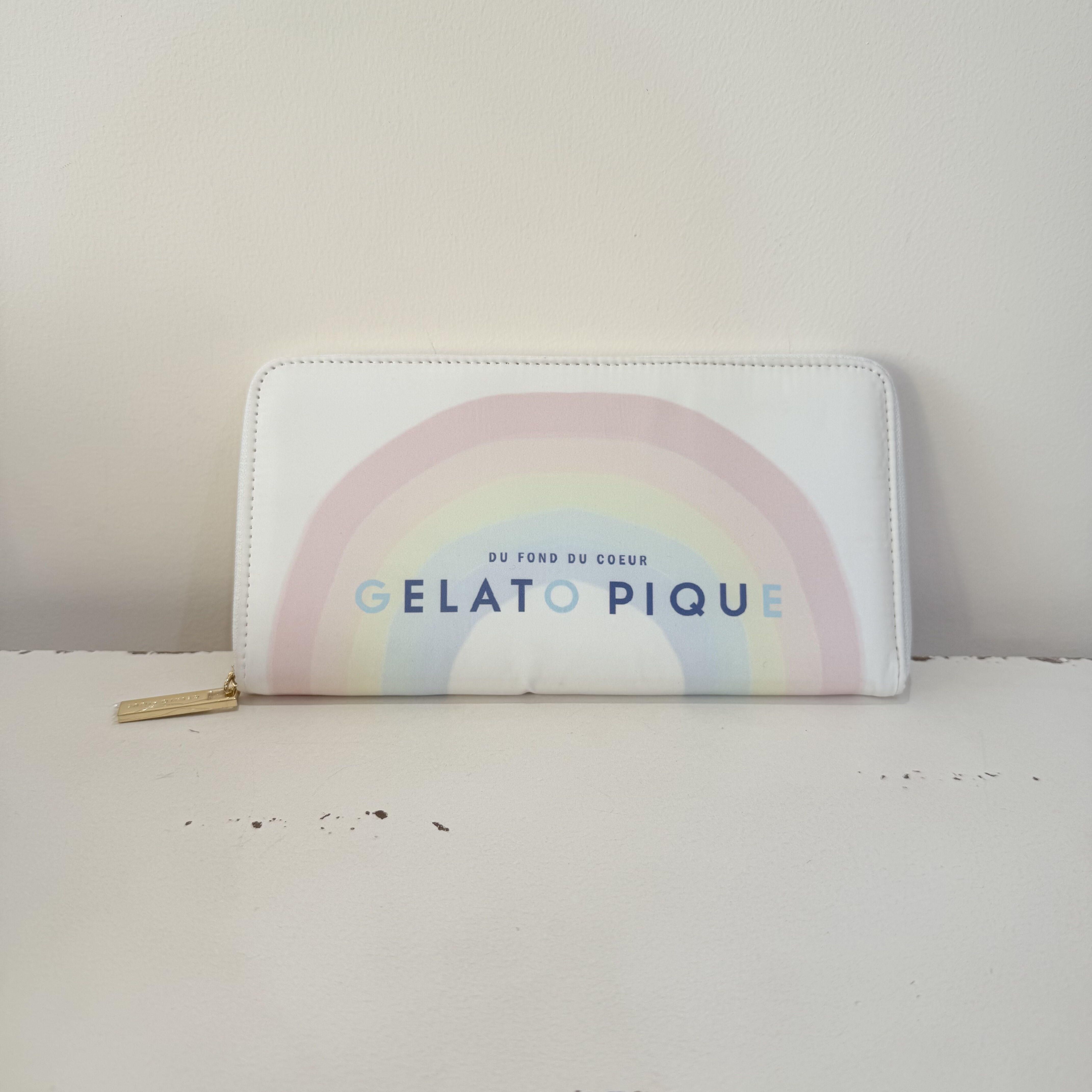 微瑕疵彩虹印花布艺护照夹 证件卡包