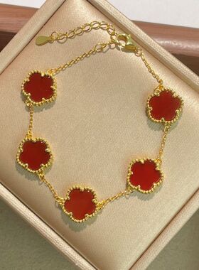 s925纯银新款天然红玛瑙五花幸运四叶草手链女时尚百搭精致手链