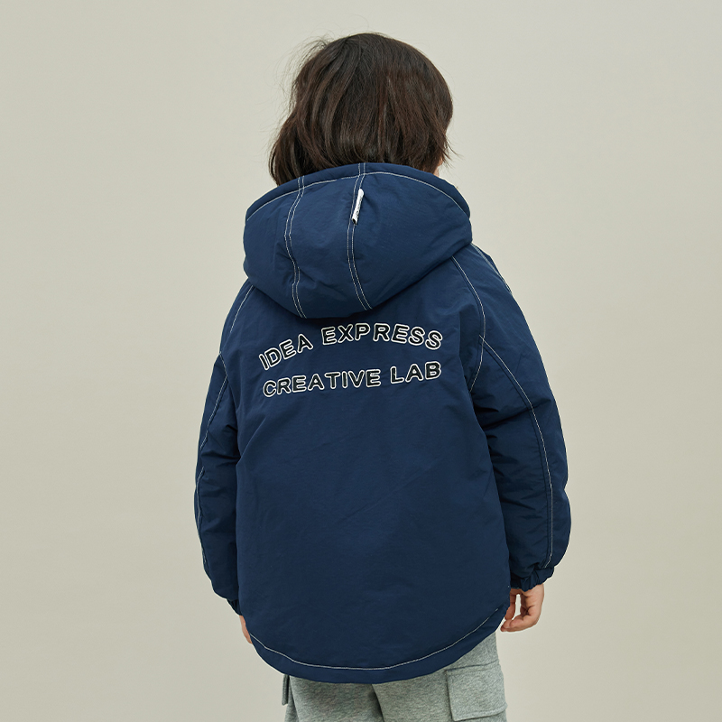 儿童刺绣加厚羽绒服连帽男女