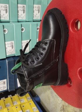 2024冬季新款儿童二棉加厚保暖防风拼接设计简约马丁靴21680黑色