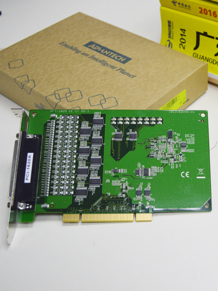새로운 PCI-1620B 어드밴텍 8포트 RS-232 다중 직렬 통신 카드 서지 보호 확장 획득 카드 재고 있음