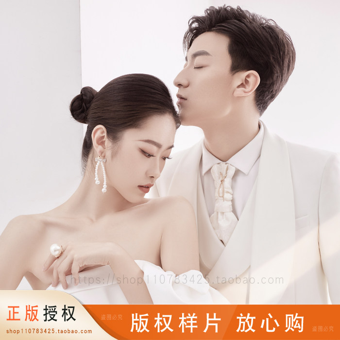 影楼展会摄影店放大婚纱照样片韩式单色纯色室内版权新客样照版权