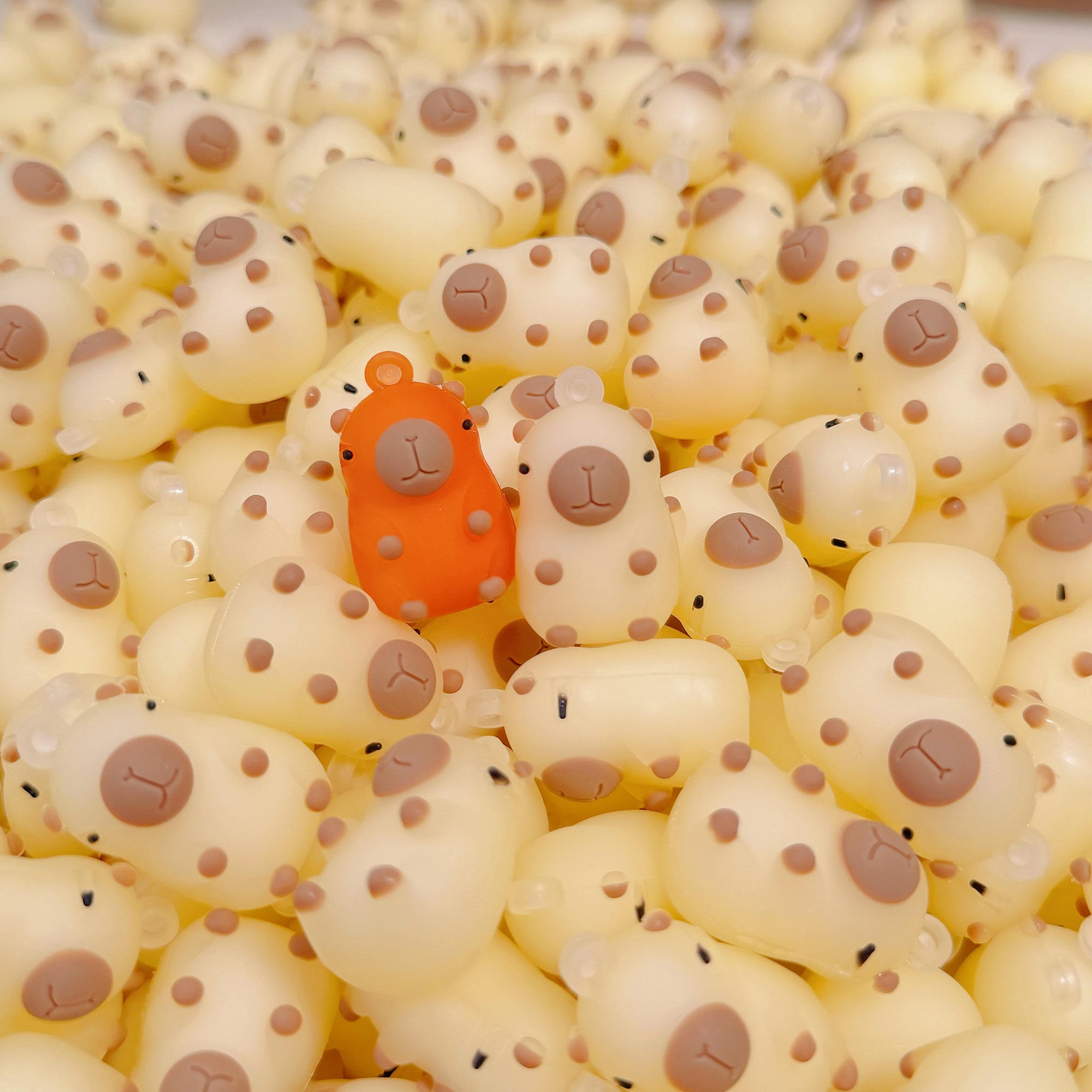 晒太阳紫外线变色卡皮巴拉