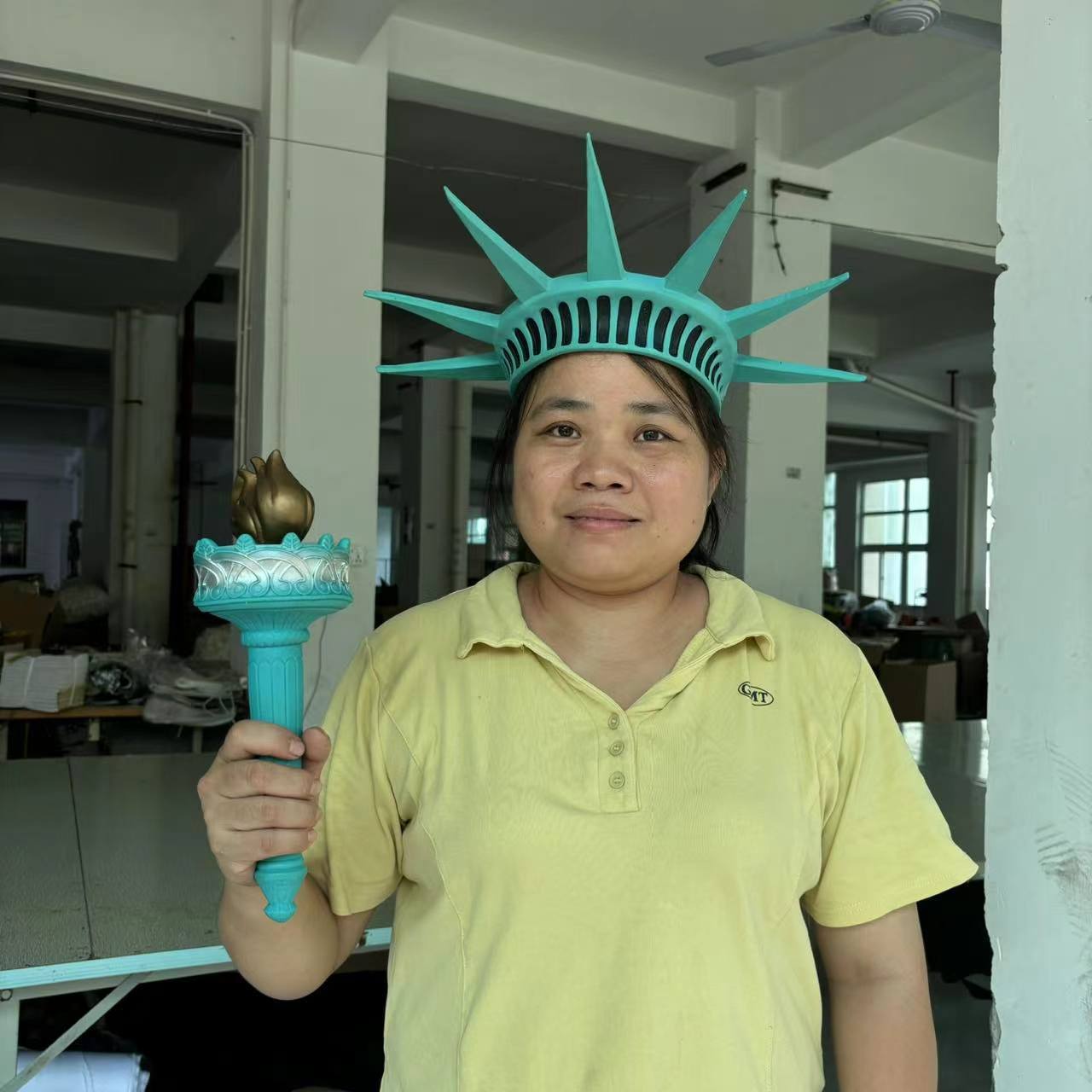 新款自由女神像头箍和火炬组合节日派对化装舞会头饰角色扮演配饰