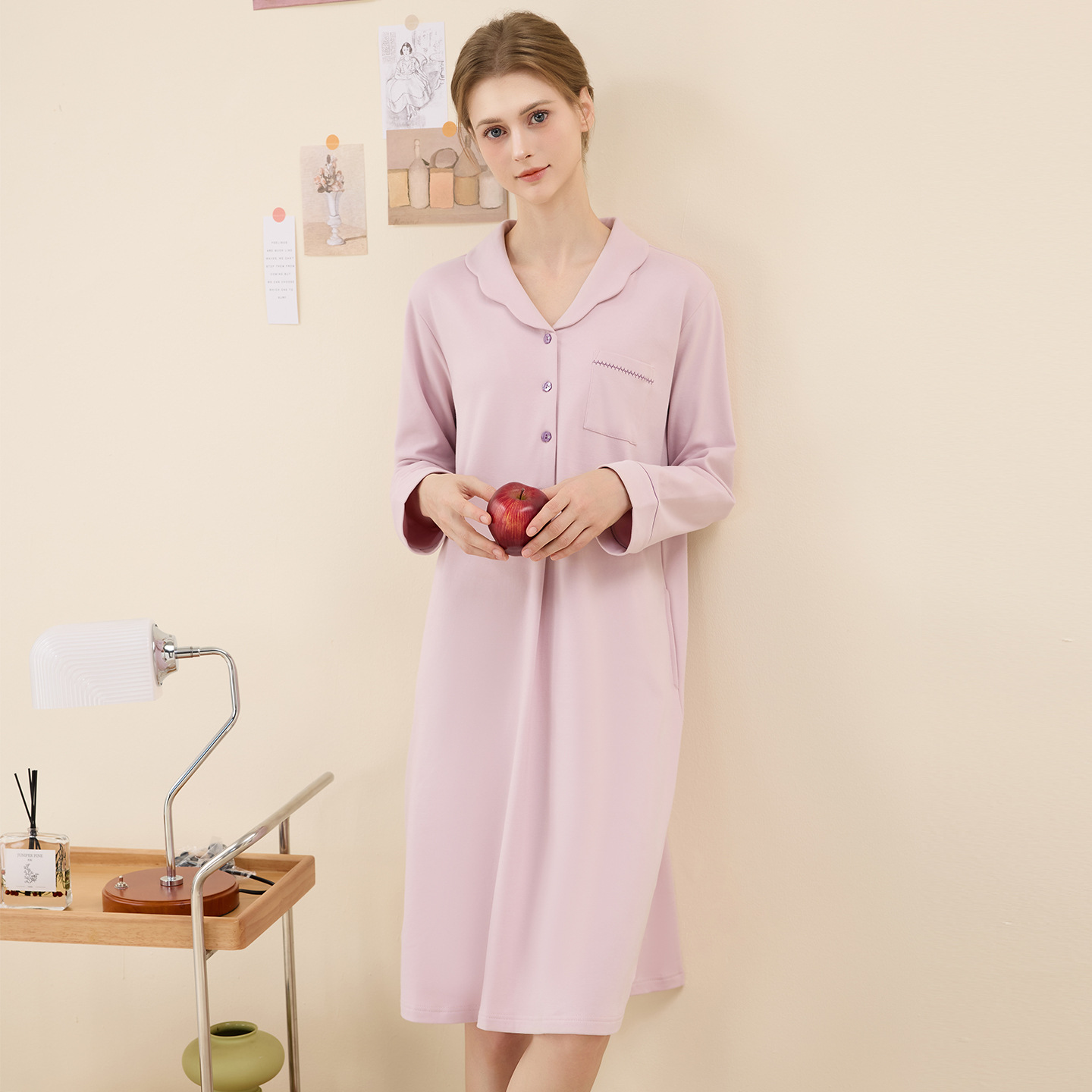 半颜2025睡衣秋冬加厚精梳棉双面磨毛抓绒花瓣领优雅过膝家居服