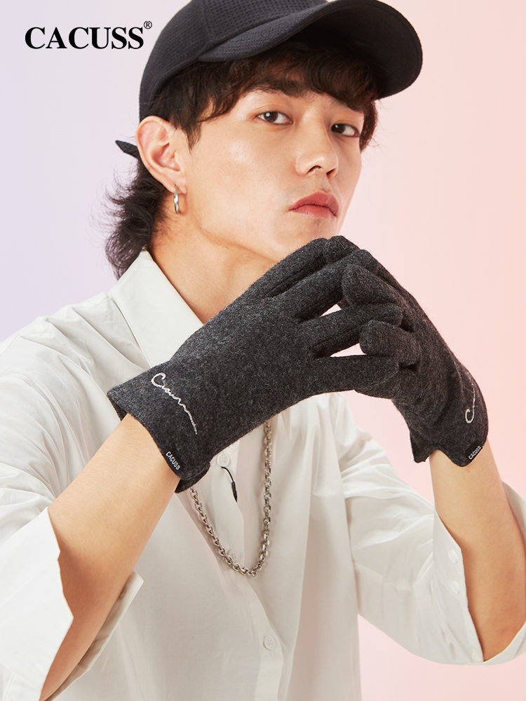 78.5%羊毛可触屏保暖防风