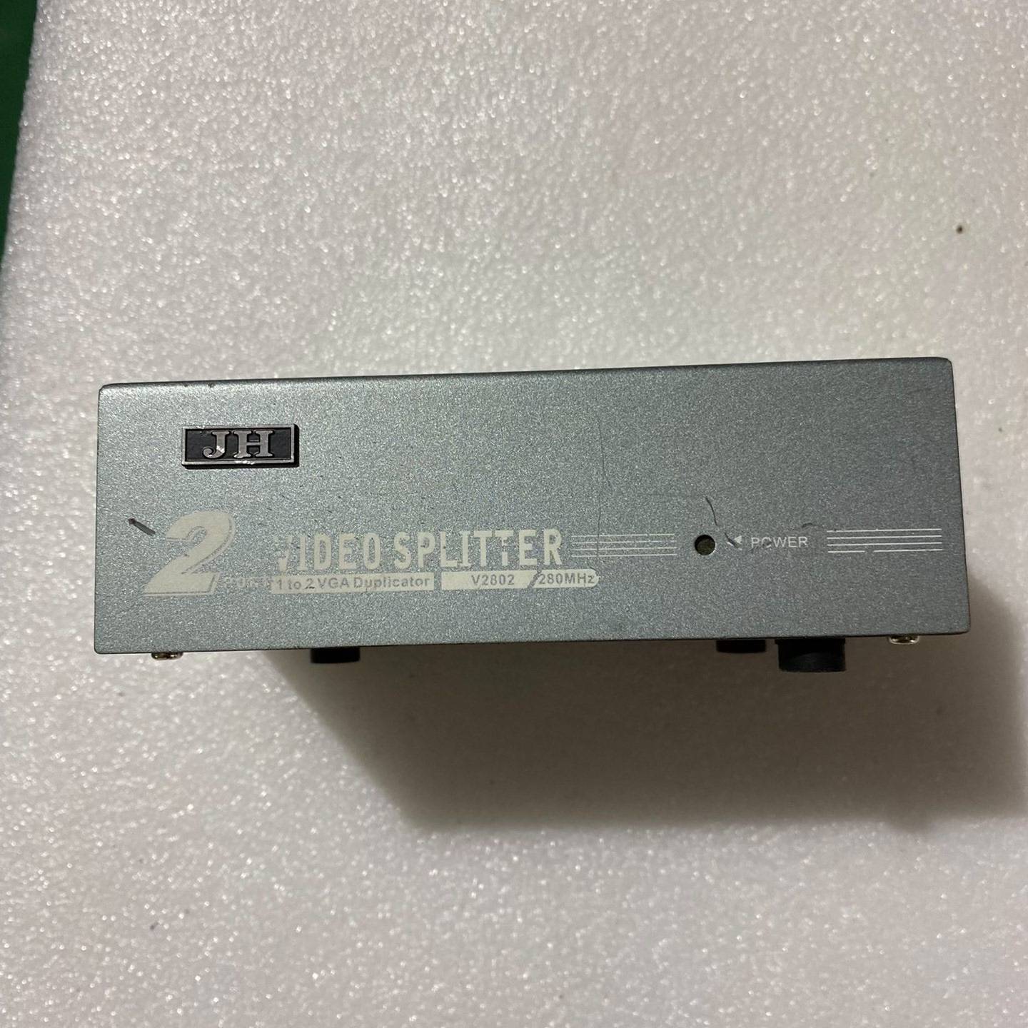 晶华VGA分配器JH-V2802议价 也可为维修！！