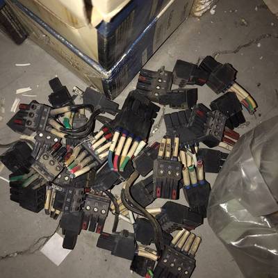 丹佛斯变频器接线端子 VLT5000议价 维修！！！
